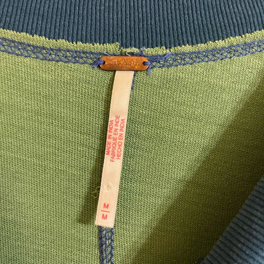 FREE PEOPLE Sweater dress - Picture 3 of 5